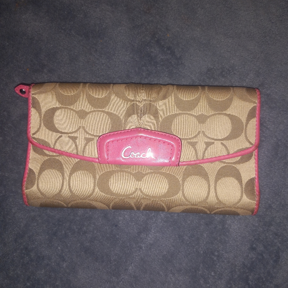 Coach wallet